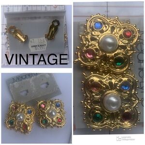 2/$19 RARE!! NEW 80’s Clip On earrings — the Original packag…
